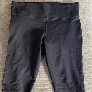 Lululemon knee length pant